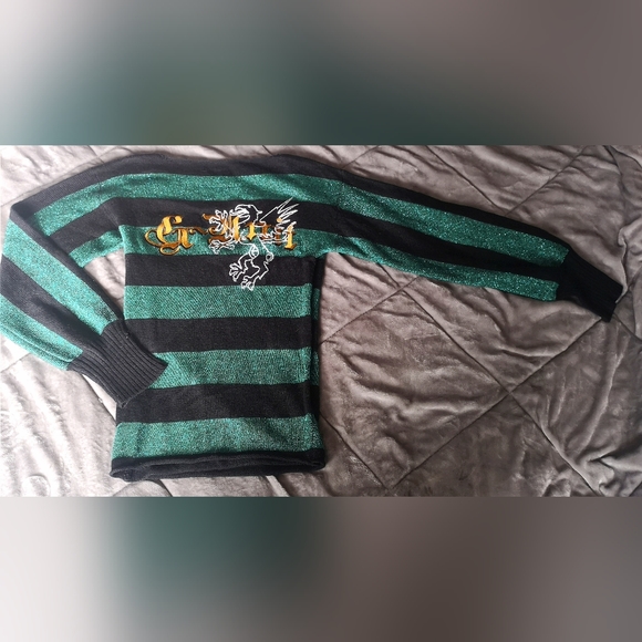 G-UNIT SWEATER. SIZE M - Picture 2 of 7